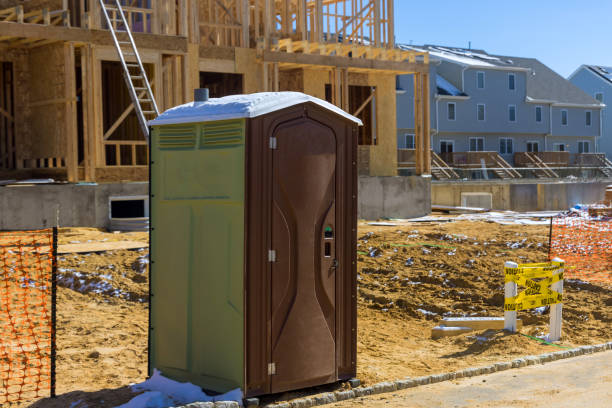 Portable Toilet Options We Offer in Shorewood, IL